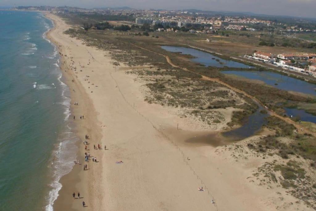 Adosado Cerca De La Playa Villa Torredembarra Bagian luar foto