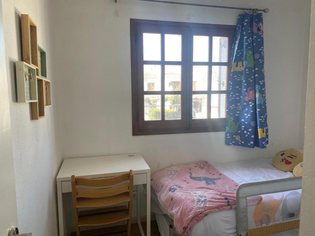 Adosado Cerca De La Playa Villa Torredembarra Bagian luar foto